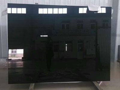زجاج سيارات معتم